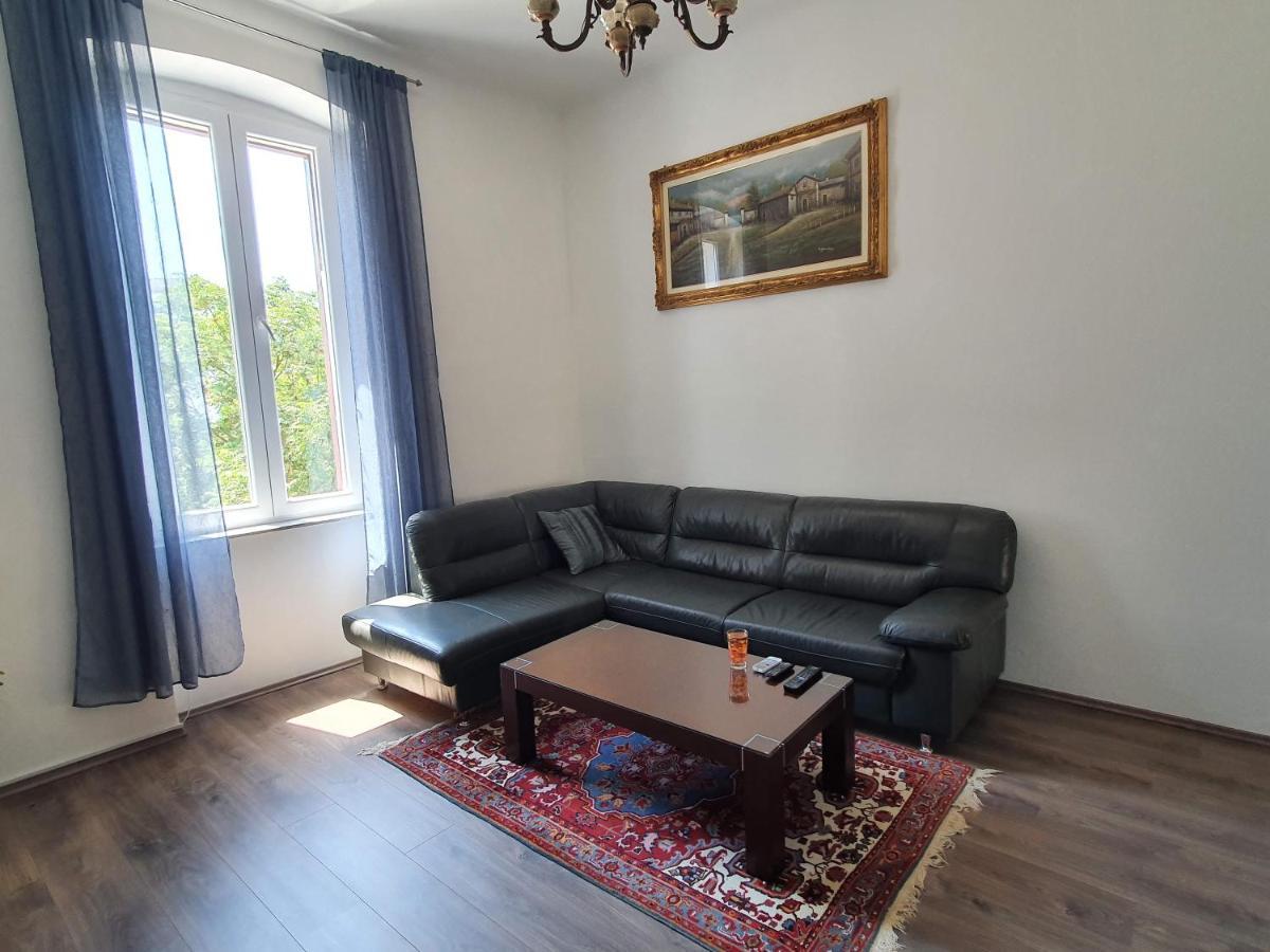 Apartment Tina プーラ エクステリア 写真